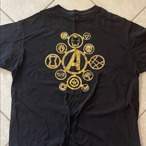 Black Marvel Avengers Men's T-Shirt